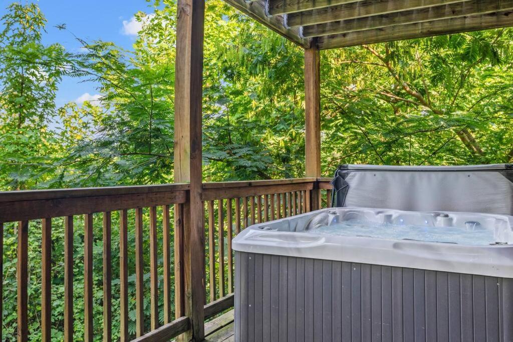 Villa Pvt Pool At The Grotto Sevierville Exterior foto